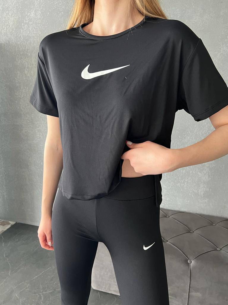 Nike T-shirt